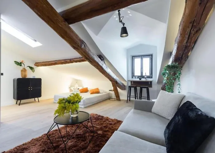 My Casa - Massena 44 - Stunning On Massena Square Διαμέρισμα