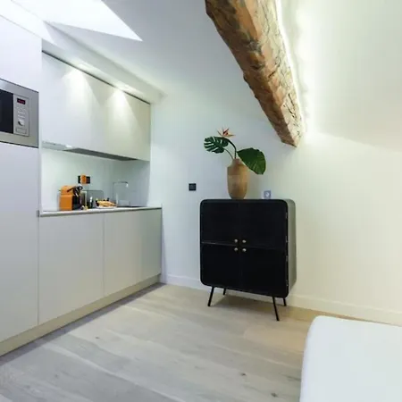 Massena 44 - Stunning On Massena Square *